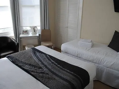 The Beach Pad Brighton Bed & Breakfast